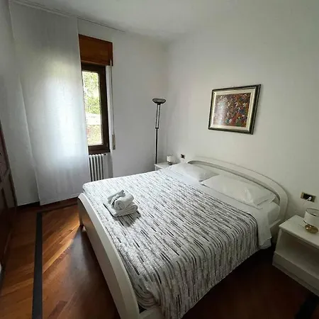 Βίλα Il Pescarino Jacuzzi With Lake View *