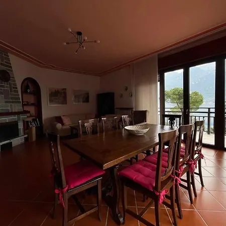 Il Pescarino Jacuzzi With Lake View Βίλα *